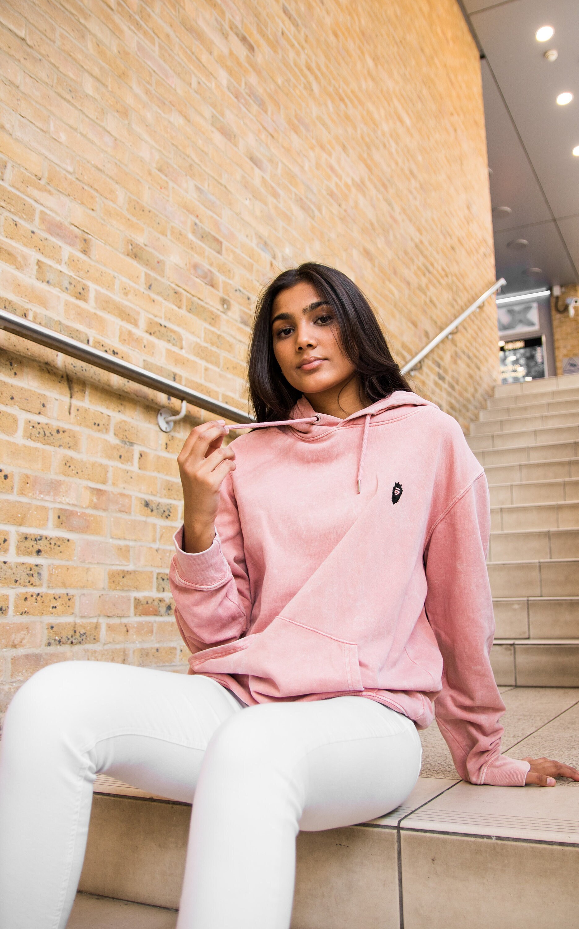 Pink champion hoodie clearance outfit