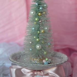 Árbol de Navidad con purpurina y temática de macarrones de menta ~ Árbol de Navidad en taza de té ~ Árbol de Navidad de porcelana fina ~ Árbol de Navidad con cepillo para botellas ~ Árbol de Navidad en colores pastel