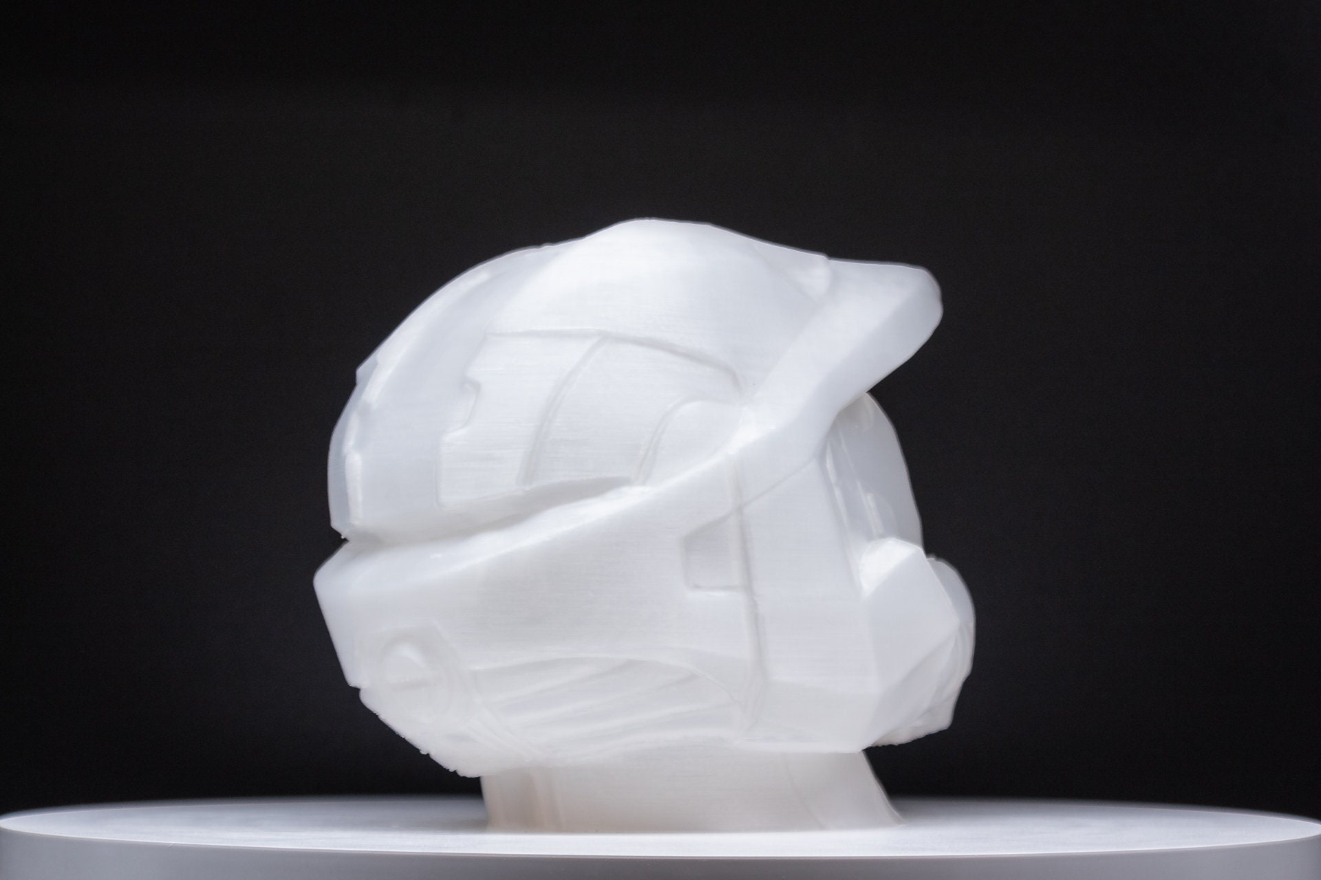 Halo Accessory RGB Light up Master Chief Headphone Stand | Headset Stand RGB Accessory ...