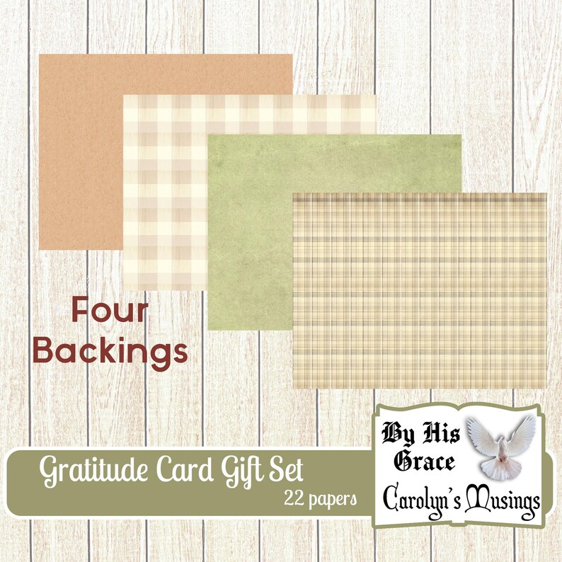 K&ouml;nnte beinhalten: Ein Dankeskarten-Geschenkset mit vier Hintergrundpapieren in verschiedenen Mustern und Farben. Das Set enth&auml;lt einfarbiges Beige, ein kariertes, ein gr&uuml;nes und ein kariertes Design. Der Text "Four Backings" und "Gratitude Card Gift Set" sind sichtbar.