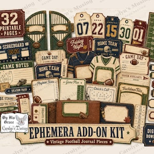 Könnte beinhalten: Eine Sammlung von 32 druckbaren Football-Journal-Ephemera-Teilen mit Vintage-Grafiken, darunter Anzeigetafeln, Trikots, Spielnotizen und Etiketten mit Texten wie "Game Day", "Home Team" und "Ephemera Add-on Kit".