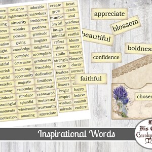 Op de afbeelding: Een set gele rechthoekige stickers met inspirerende woorden in het zwart gedrukt. De woorden omvatten "avontuur", "mooi", "geloven", "moed", "toewijding", "toewijding", "vreugde", "omhelzen", "trouw", "bloeien", "vruchtbaar", "dankbaar", "harmonie", "vriendelijkheid", "betekenisvol", "momenten", "motivatie", "geduld", "rechtvaardigheid", "oprechtheid", "wonder", "mogelijk", "dankbaarheid", "geven", "lachen", "kennis", "heerlijk", "volledig", "bereiken", "bepalen", "vriendelijkheid", "aanmoedigen", "vriendschap", "gelegenheid", "toewijding", "majestueus", "onbeperkt", "onthouden", "optimistisch", "gerustgesteld", "zonneschijn", "gemotiveerd", "prachtig", "betrouwbaar", "gezond", "verbazingwekkend", "waarderen", "cre&euml;ren", "groeien", "nederig", "vrolijk", "lachen", "aandachtig", "reflecteren", "stralen", "glimlachen", "kracht", "schrijven", "onverschrokken", "troost", "bloemen", "helder", "inspireren", "wijsheid", "wonder", "hart", "bereiken", "ziel", "kostbaar", "seizoen", "rustgevend", "bloei", "genade", "eerlijkheid", "bloesem", "duidelijkheid", "voeden", "co", "cl", "gelukkig", "geloven", "toezeggen", "volhouden".