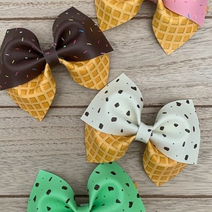 Eis inspiriert Haarschleifen