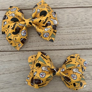 Go Team Go PIT Hair Bows
