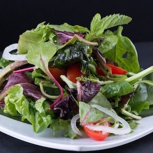 Mesclun Sweet Salad Mix, Container, Fall Gardening, Bull Blood Beet, Spinach, Red Salad Bowl, Black Seeded Simpson Lettuce, 100 Seeds