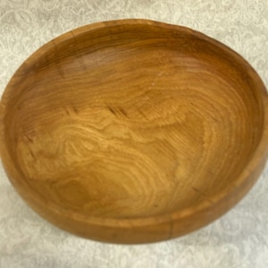 Oak Bowl 9x3 inches