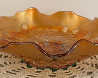 Vtg Fenton Acorn Marigold Orange Carnival glass ruffled bowl