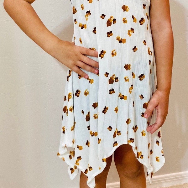 KIDS HANDKERCHIEF HEM DRESS FREE LOVE main image 1