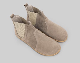 Botines Chelsea para hombre de nobuk, piel color crema, puntera ancha (antideslizantes).