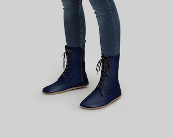 Marinblå läderstövlar för dam, bred tå, minimalistisk stil (ankelhöjd)