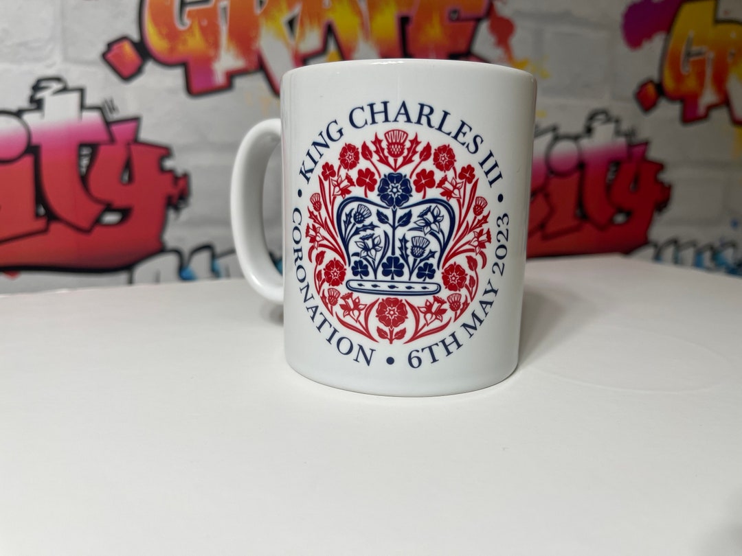 Tasse Commémorative King Charles III 2023 - Émail, Couronnement, Cadeau Collector