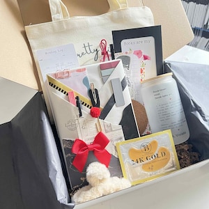 Friend Gift Box Personalized Book Blind Date Gift Set Box Positive Affirmation Cup Bookish Personalized Gift Book Lover Gift Self Love Gift