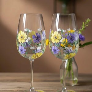 Hand Painted Floral Wine Glass: Personalized Flower Design