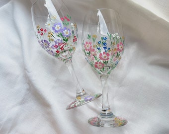 Set of 2 Hand Painted Floral Wine Glass 14 oz , Flower wine glass, Hand painted personalized  wine glasses