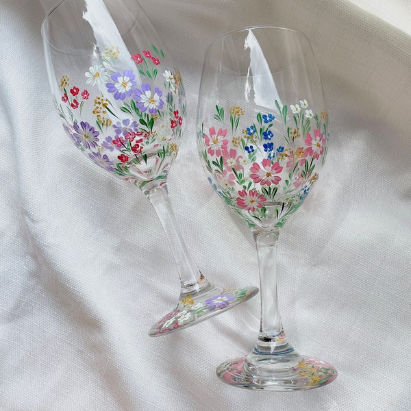 Set of 2 Hand Painted Floral Wine Glass 14 oz , Flower wine glass, Hand painted personalized  wine glasses