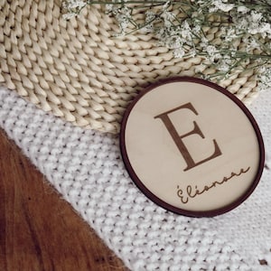 prénom bébé,  personnalisé, annonce d'hôpital , pastille de bois, accessoires photo bébé