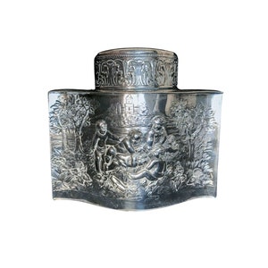 19thc German Hanau 800 Silver Tea Caddy Karl Shnlein and Shne Cherubs, Repousse