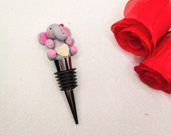 Unique bottle stopper, wine bottle stopper, elephant accessories, elephant table decor, elephant gifts, zoo animal gifts, wine lovers gift