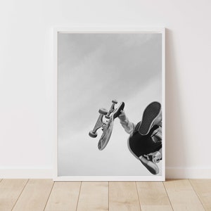 Skateboard Wall Photo | Black and White Skate Digital Download | Skate Poster | Skateboard Photography
