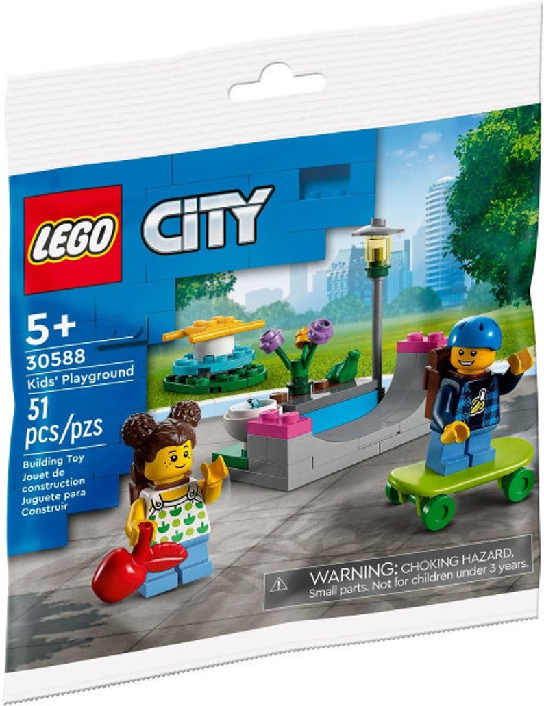 Może przedstawiać: Zestaw LEGO City Kids' Playground z 51 elementami. Zestaw zawiera dwie minifigurki, rampę do skateboardu, fontannę, drzewo i latarnię uliczną. Zestaw jest przeznaczony dla dzieci w wieku od 5 lat.