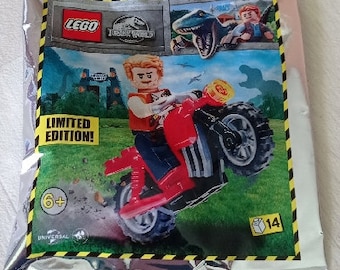 Choose a LEGO Jurassic World Foil Pack Minifigure Crafts Birthday Party Bag Toys Gifts - Dinosaur Owen Dr Wu Stegosaurus T-Rex (1 Supplied)
