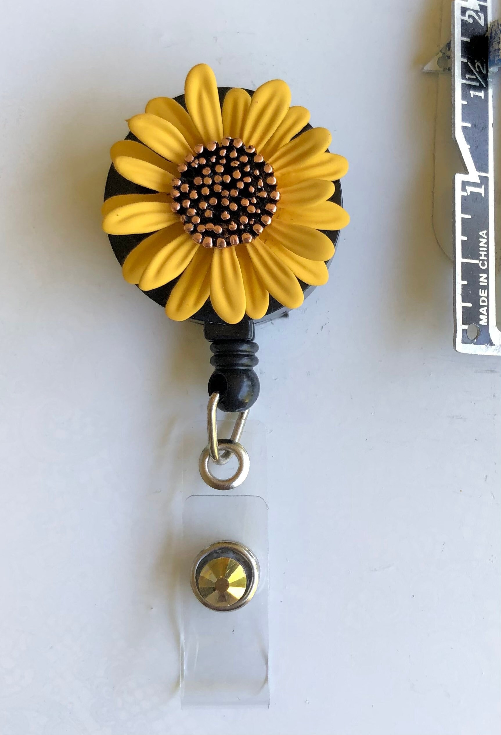 Sunflower Retractable Badge Reel With Alligator Clip. Great for Anyone  Required to Wear a Badge -  Sweden