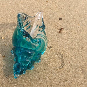 Blue Transparent Conch Shell Art Glass Sculptures Home Decor Ocean Lover Gift image 4
