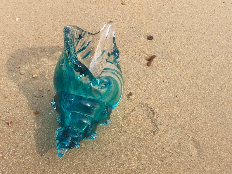 Blue Transparent Conch Shell Art Glass Sculptures Home Decor Ocean Lover Gift image 4