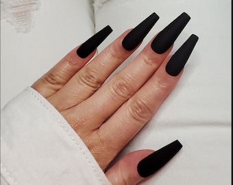 Black Matte/Glossy Press On Nail Set