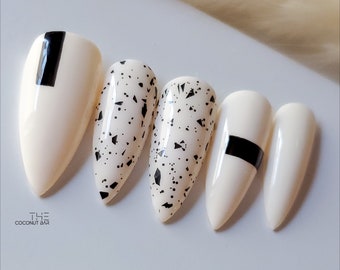 Bavarian Cream & Black Eggshell Press On Nail Set