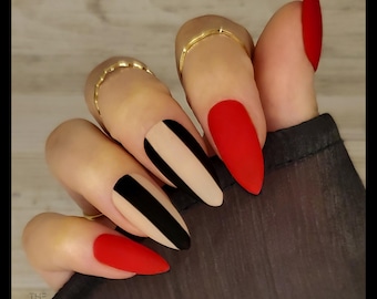 Red & Black Reverse Line Press On Nail Set