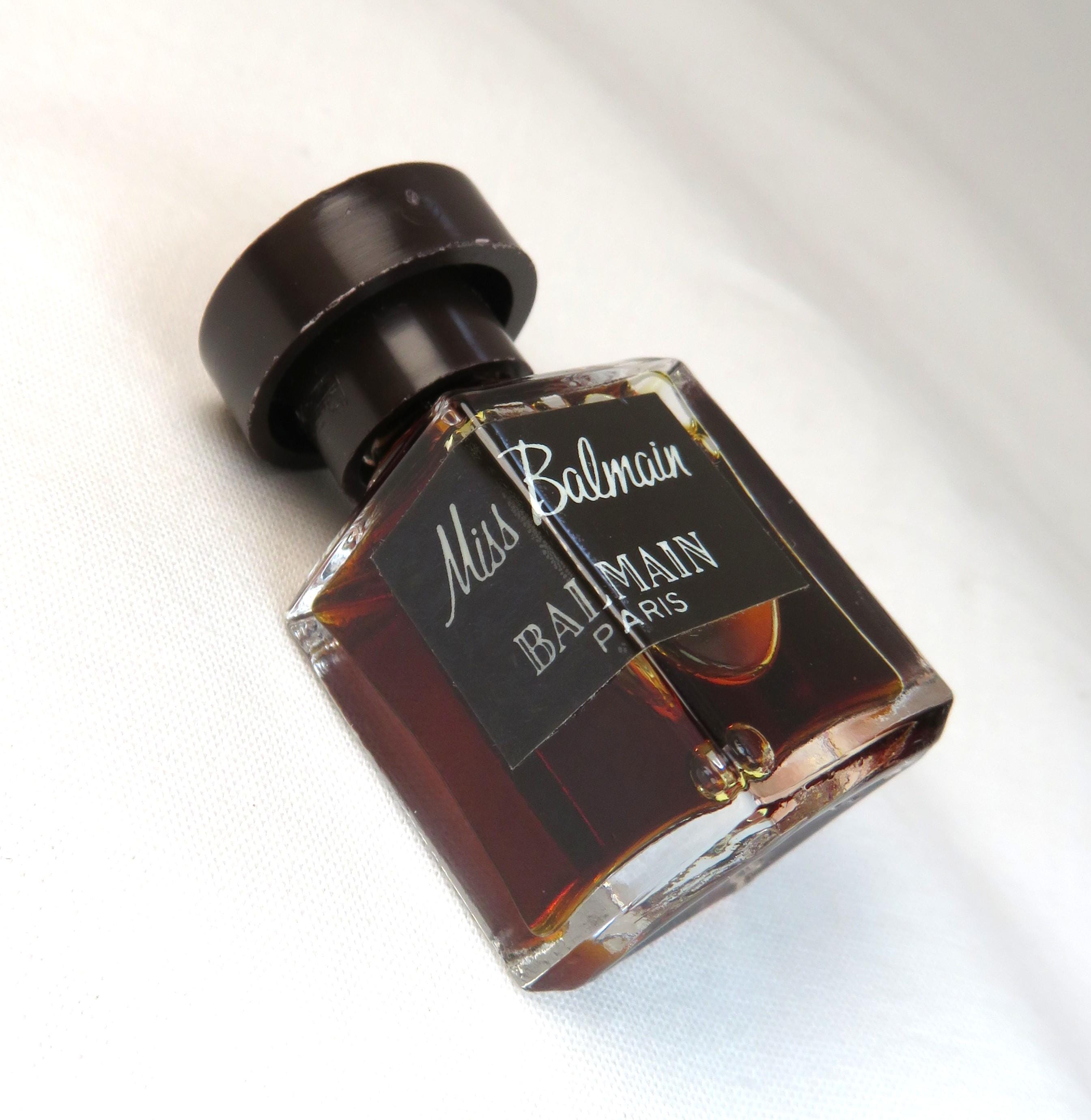 ピエール・バルマンによるミス・バルマン香水のミニチュアサイズ（2ml