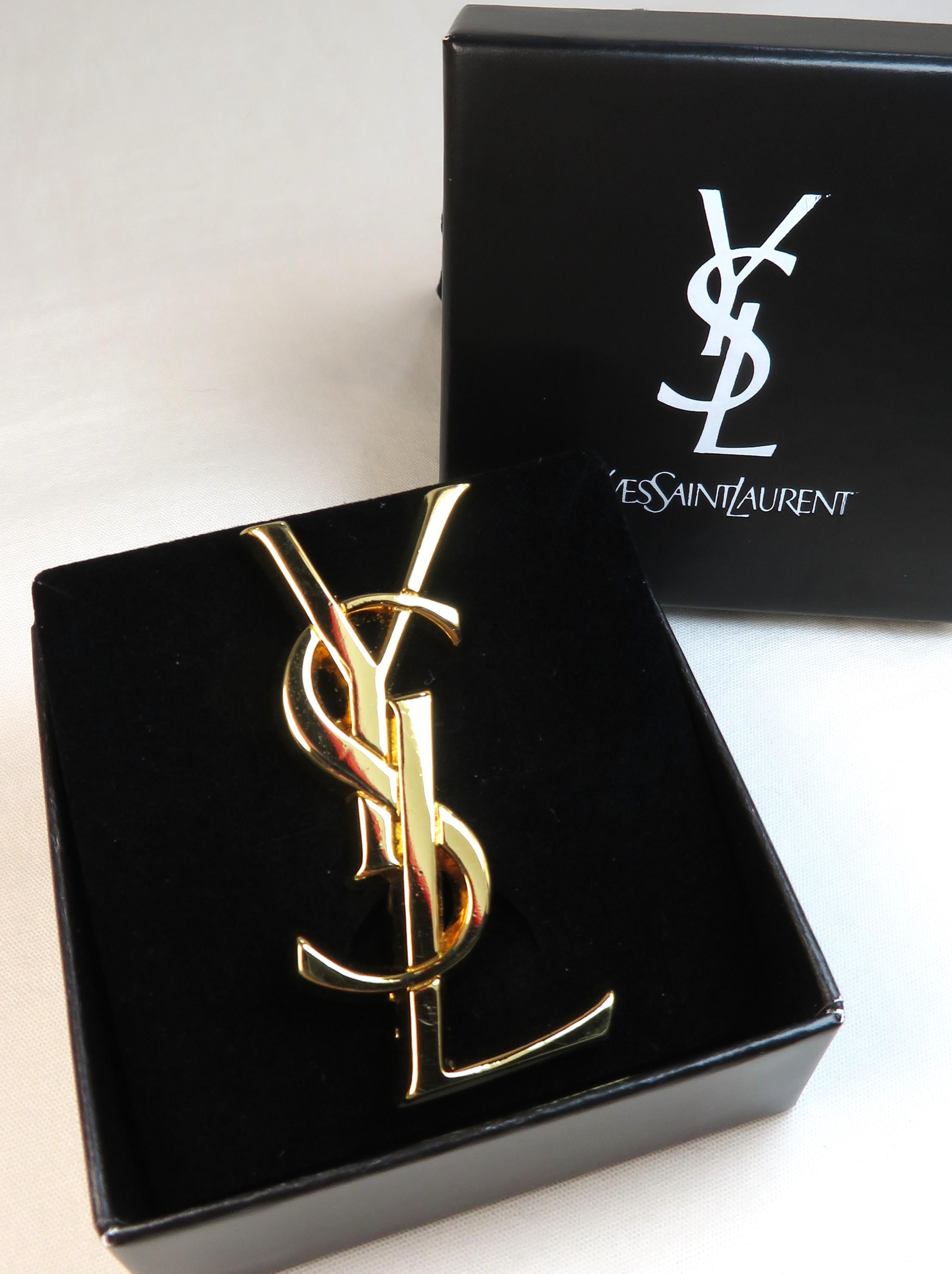お箱付き‼️❤︎ YSL ❤︎ Vintage ❤︎ broach お箱付き‼️❤︎ YSL ❤︎ Vintage ❤︎ broach