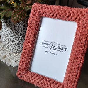 Handcrafted photo frame / Crochet Boho Picture wall decor / Decorate with pictures you love/ Anniversary gift idea /Personalized photo frame image 8