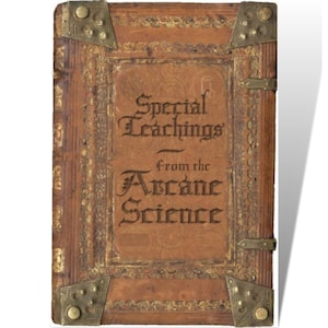 Op de afbeelding: Een vintage lederen gebonden boek met gouden accenten en de titel "Special Teachings from the Arcane Science" gegraveerd op de omslag.