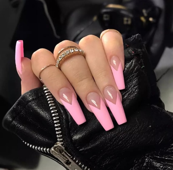 24pcs False Nails Set (extra Long) In Pink Color, With Fishnet, Grid,  French & Pearl Designs, Heart & Bowknot Embellishments. Perfect To Show  Your