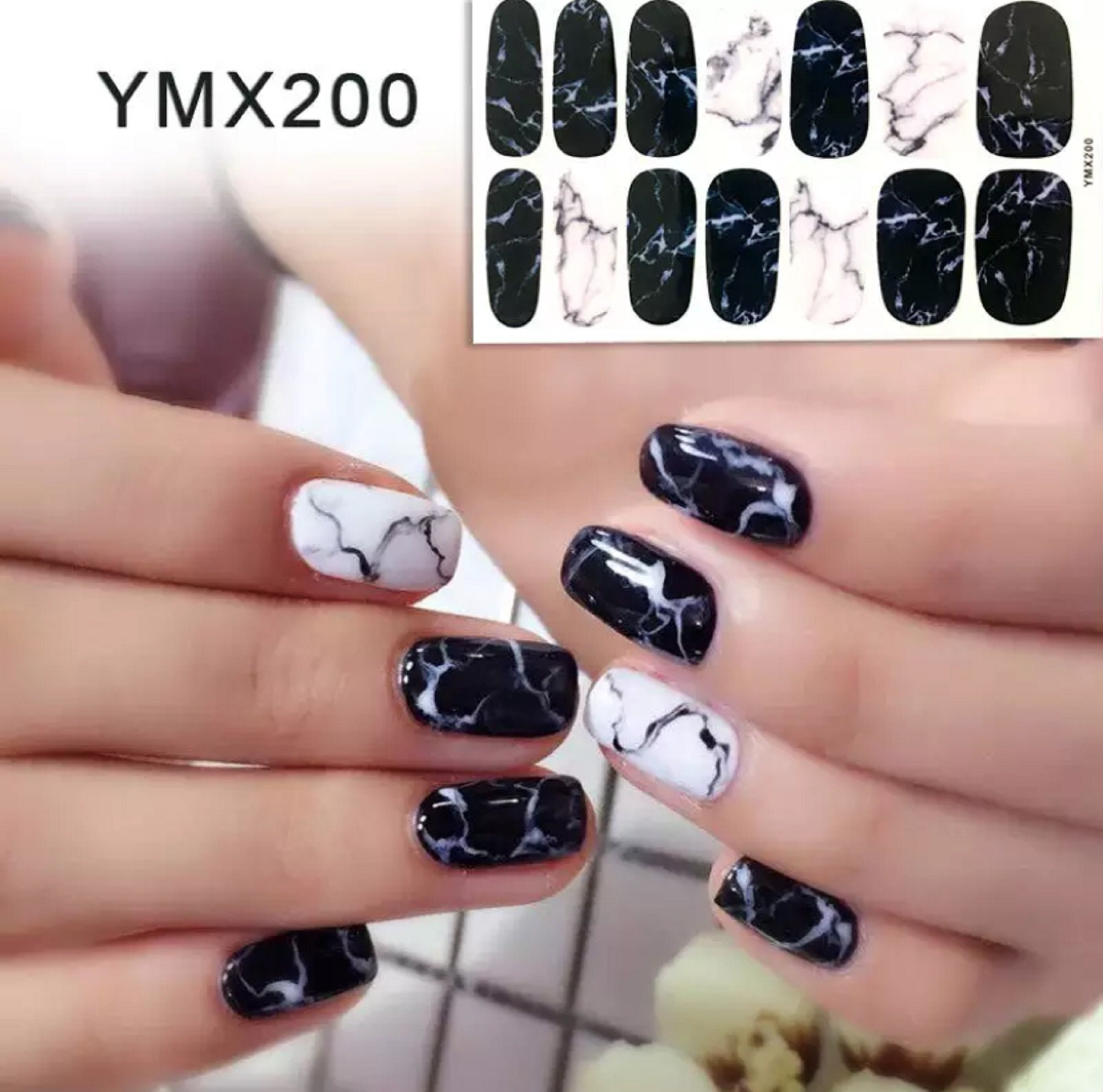 Black and white marble nail art 🖤 : r/Nails
