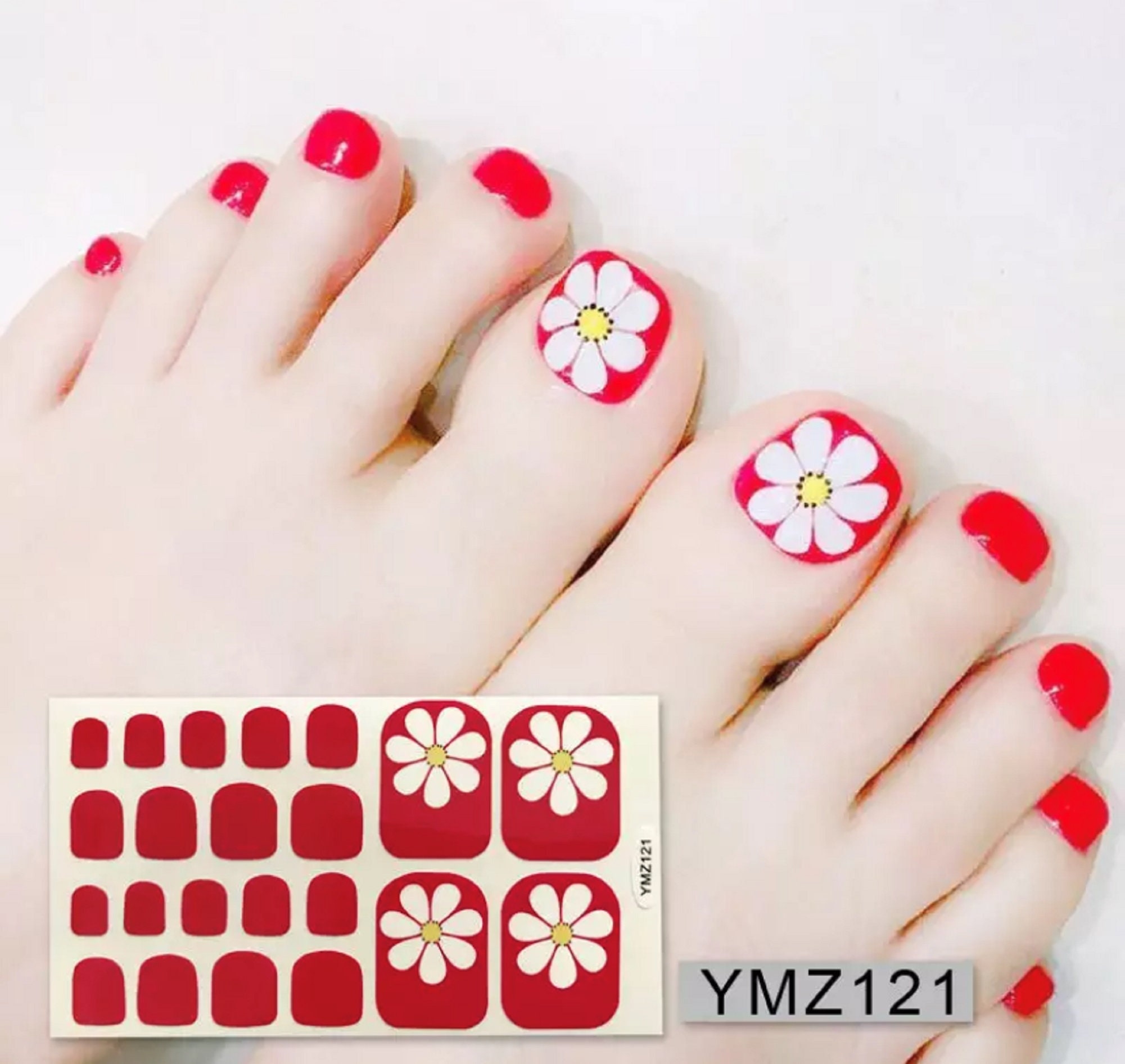 flower toe nails