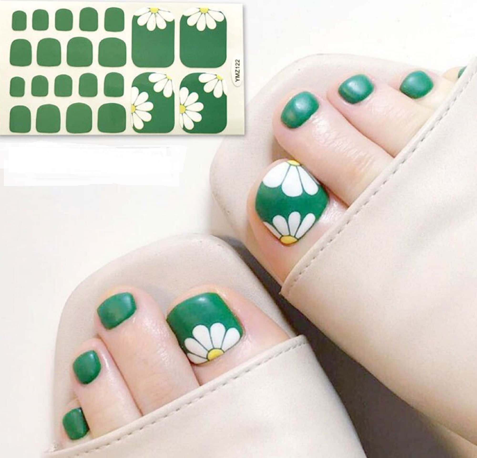 Flower Toe Nail Designs 73 - dtlrbuq