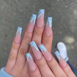 24pcs Light Blue White Swirled FRENCH Manicure Artificial Finger Nail Set Fake False Press On Long Fingernail Glue Kit (56)