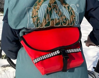 cycling bum bag / red / bike fanny pack / waist pack /  Bike Bag / upcycling from BAGIRLS