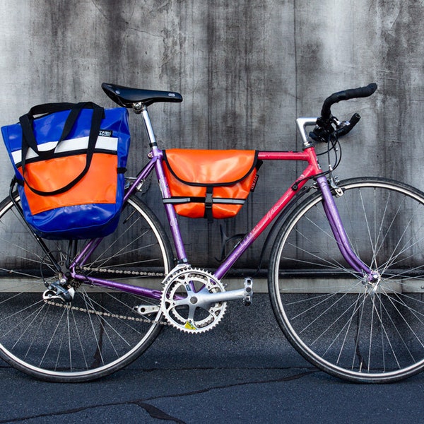 PANNIER BAG / blue / cycling bag / Bike Bag / upcycling bags from BAGIRLS