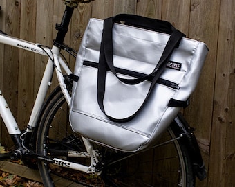 PANNIERTASCHE / silber / Fahrradtasche / Fahrradtasche / upcycling Taschen von BAGIRLS