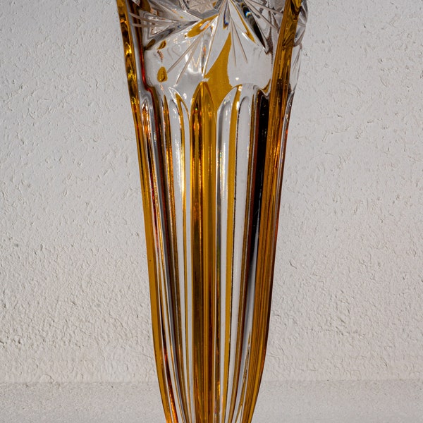 Hand-cut Mid Century Vase - Height 26 cm - Bohemia 1950 - 1959