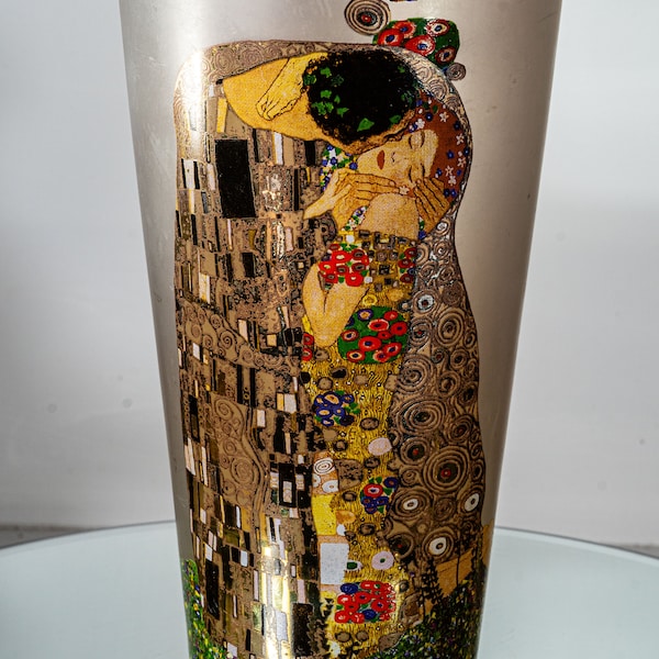 Gustav Klimt - Goebel - designer vase "The Kiss" - height 19.5 cm - Germany 1990-1999
