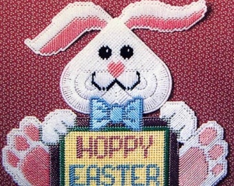 Vintage Plastic Canvas Easter Bunny Wall Hanging Decoration Pattern, PDF Download, Instant Access, Door Decor