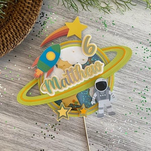 Topo de bolo para festa de aniversário espacial (galáxia) | Topo de bolo 3D com coqueteleira (arquivo SVG DIGITAL)