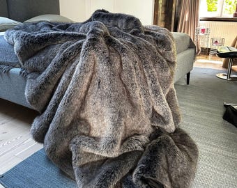 Ultraweicher gewichteter Bettüberwurf | Premium Kuschelige Kunstfell Decke | Tagesdecke | Bett-Decke | Luxus Kuschelige Felldecke |