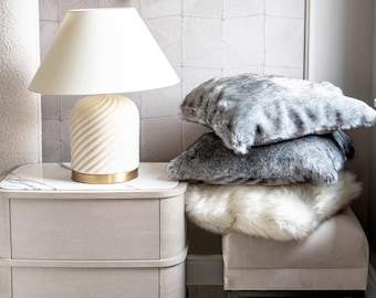 Luxus Kunstpelz Kissenbezug | Premium Brown Dekokissen | Kissenbezüge 22x22 |Tagesbett Fellkissen | Braunes Premium Custom Kissen