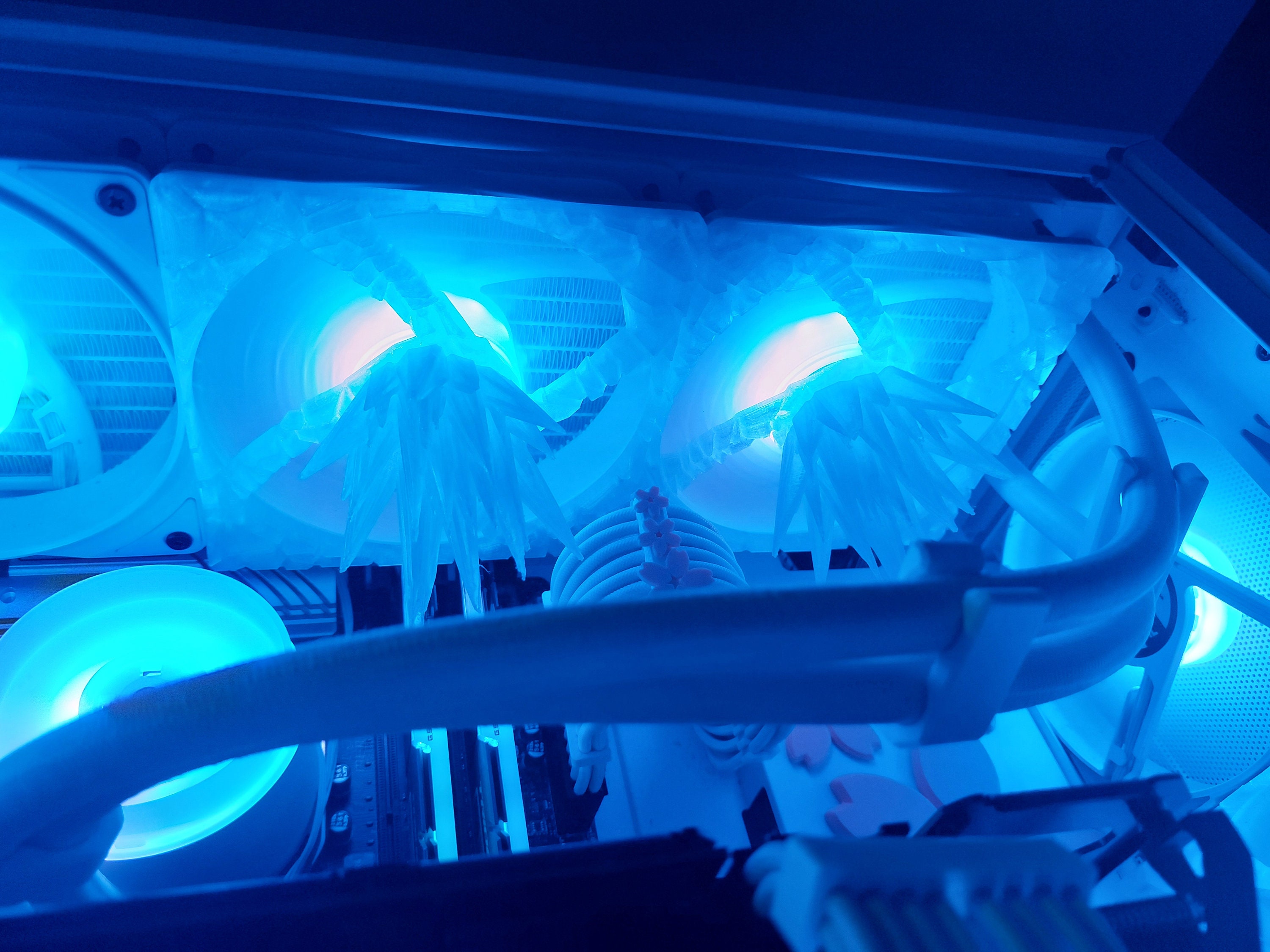 Buy Custom ICE Pc Set Arctic Fury, Ice Themed Decoration for Your  Customizable Pc, Icycles, Stalactites, Aio Combs, Ice Decor Online in India  - Etsy, image size:3000x2250